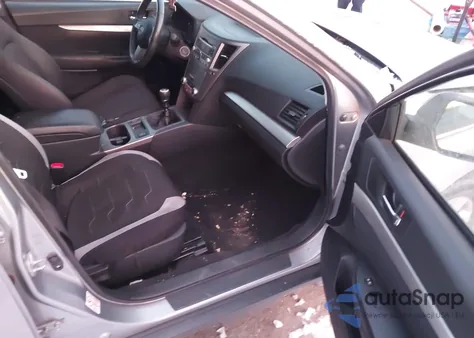 2011 Subaru Outback 2.5I Premium from USA, damaged, VIN 4S4BRBCC7B131789